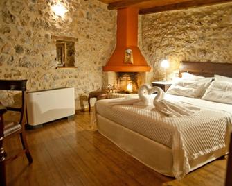 Archontiko Hatzipanayioti - Leonídio - Bedroom