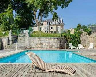 Le Château D'orfeuillette - Albaret-Sainte-Marie - Bazén
