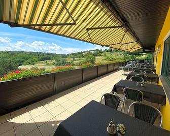 Hotel Stich - Wolkersdorf - Balcony