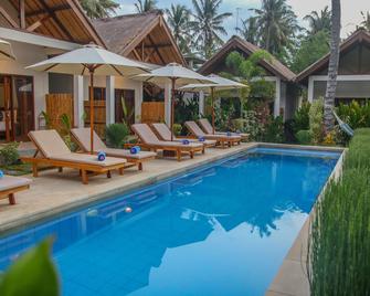 Cozy Cottages Lombok - Senggigi - Piscina