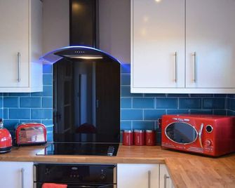 Roman Villa - Bourton-on-the-Water - Kitchen