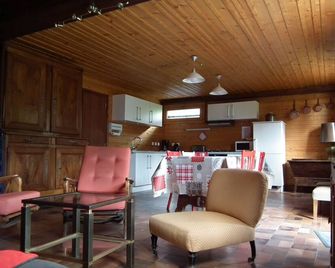 Chalet gîte - quiet in summer - Saint-Jean-de-Sixt - Salon