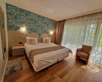 Hotel Sunny Hill - Cluj Napoca - Bedroom