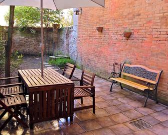 Cozy Bologna Centre Apartment With Private Garden - Bolonha - Pátio