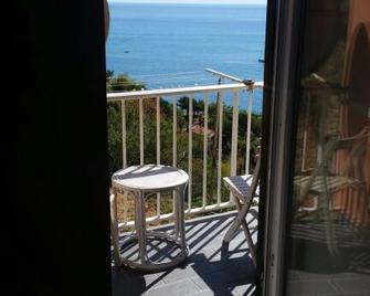 L'Angiolin de Artea - Riomaggiore - Balcon
