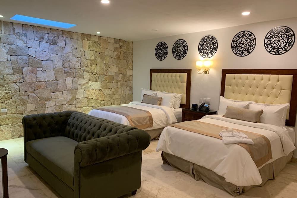 ريل هيسبانو - فالادوليد (مكسيكو) - غرفة نوم