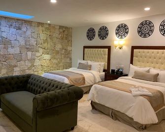 ريل هيسبانو - فالادوليد (مكسيكو) - غرفة نوم