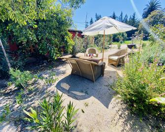 The White House by Casona Lo Aguirre - El Monte RM - Isla De Maipo - Patio