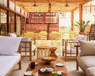 greet Hôtel Marseille Parc Chanot Vélodrome - Marseille - Building