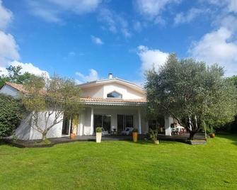 Agréable Maison sur le Bassin d'Arcachon - Andernos-les-Bains - Building