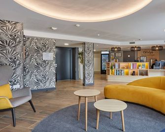 Appart'hôtel Odalys City - Nîmes Arènes - Palais des Congrès - Nîmes - Salon