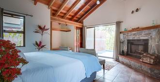 Mystic River Resort - San Ignacio - Schlafzimmer