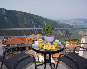Tholos Hotel - Delphi - Balkon