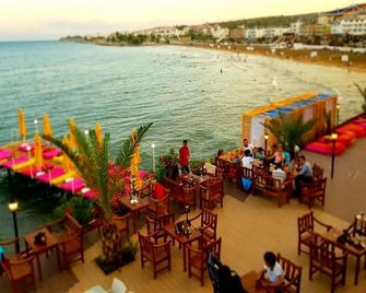 Tepe Beach Hotel - Kizkalesi - Piscina