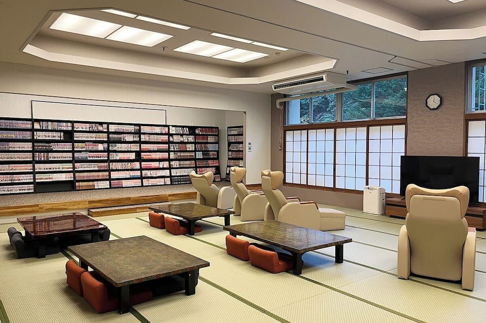 كينوجاوا رويال هوتل