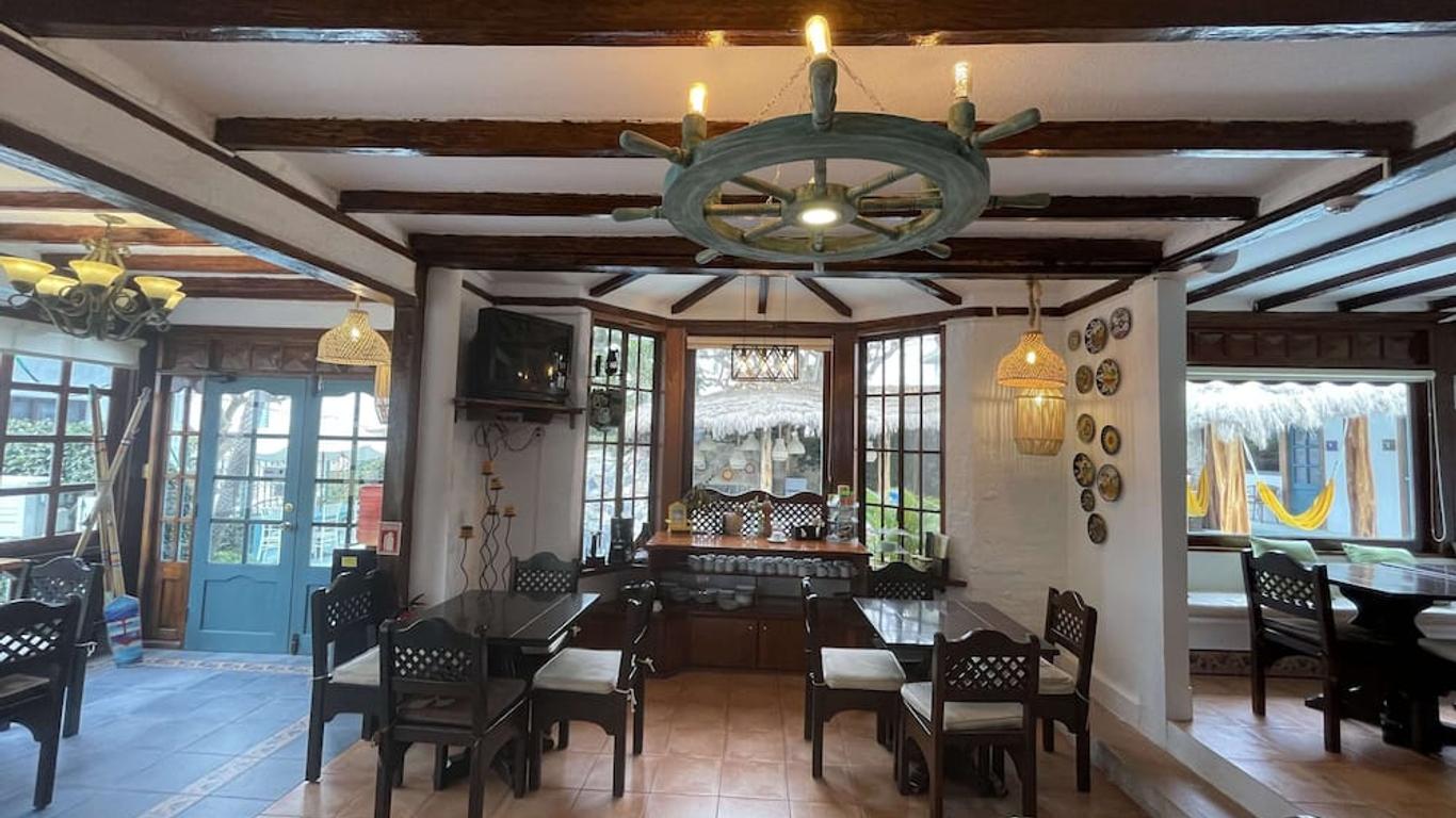 Hosteria Punta Blanca