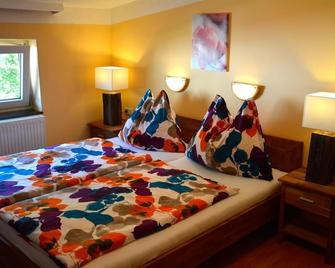 Pension Milan - Zell am See - Bedroom