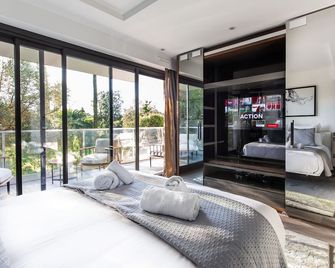 Sweet Inn - Villa Alexandra - Cannes - Schlafzimmer