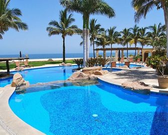 Las Mananitas - 2br Beachfront - #103 Groundfloor 1900 Sf Phase 1 Condo - סן חוסה דל קאבו - בריכה