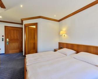 Hotel Fischerwirt - Ismaning - Slaapkamer