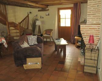 Maison confortable avec jardin à Mardié + Terrasse - Donnery - Salon