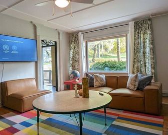 The Brooks Buy Out, Wedding Groups Inquire Today! - Hillsdale