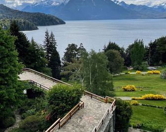 Hotel Tunquelén - San Carlos de Bariloche - Outdoor view