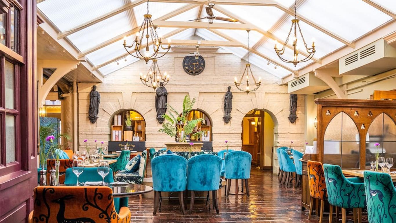 The Maids Head Hotel