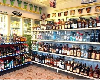 Kitimat Hotel - Kitimat - Bar