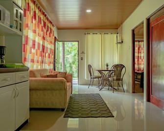 Hotel Las Orquideas - La Fortuna - Sala de estar