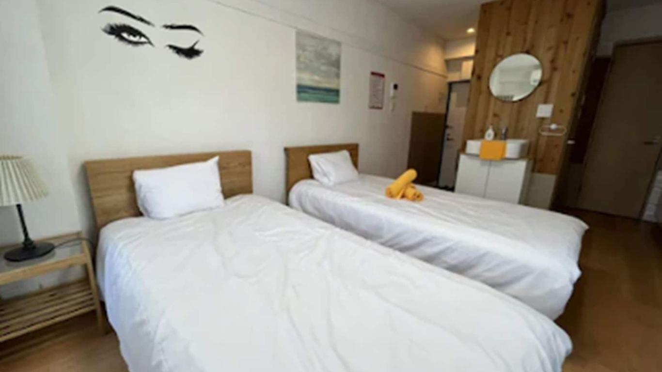 로데스 카구라자카 호텔