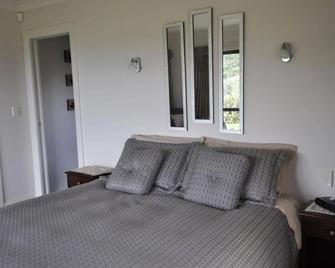 Ohuka Place Homestay - Whitianga - Camera da letto