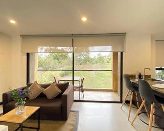 Deluxe Suite with Panoramic View - Rionegro - ห้องนั่งเล่น