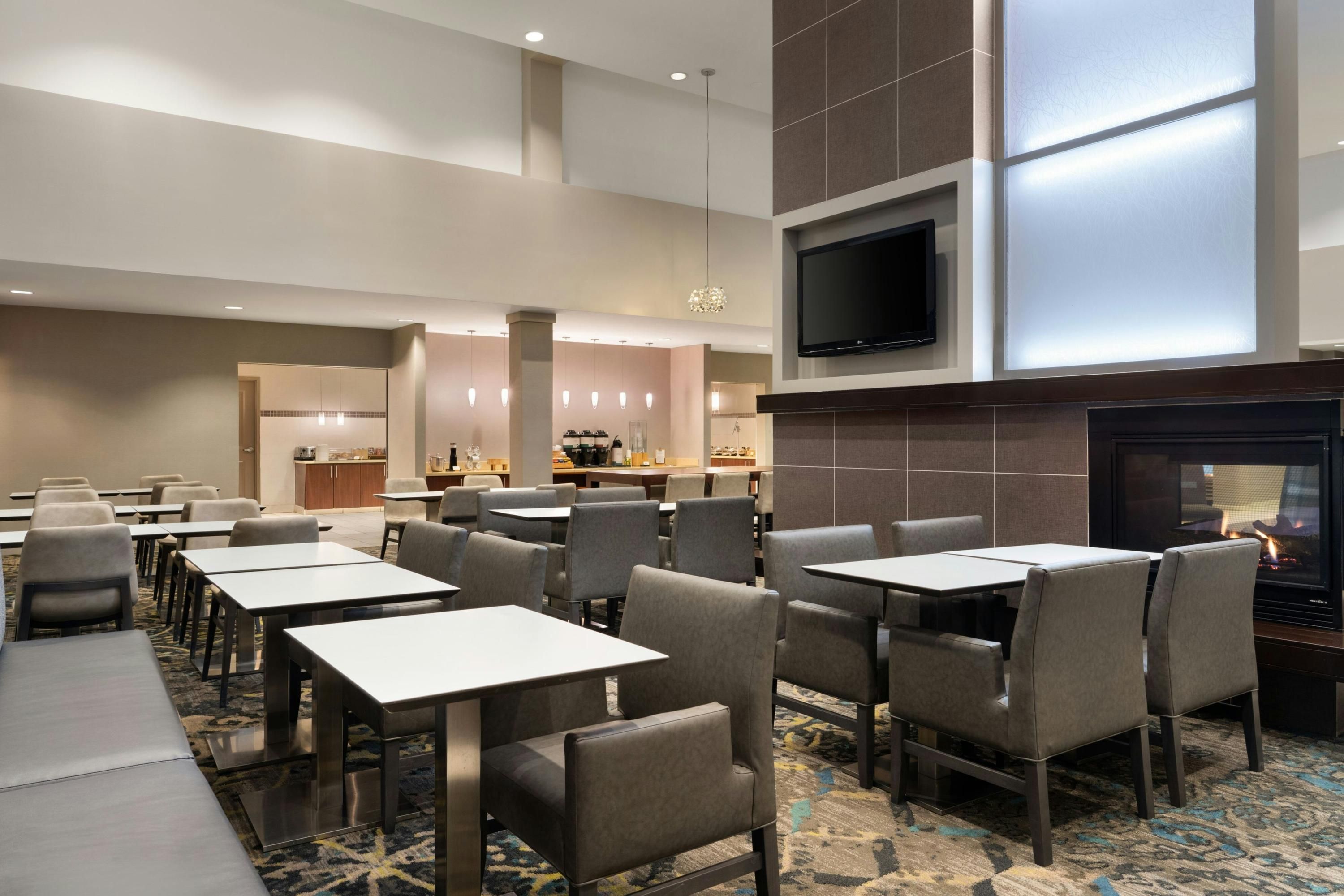 Residence Inn by Marriott Newport News Airport - Newport News - Restaurante