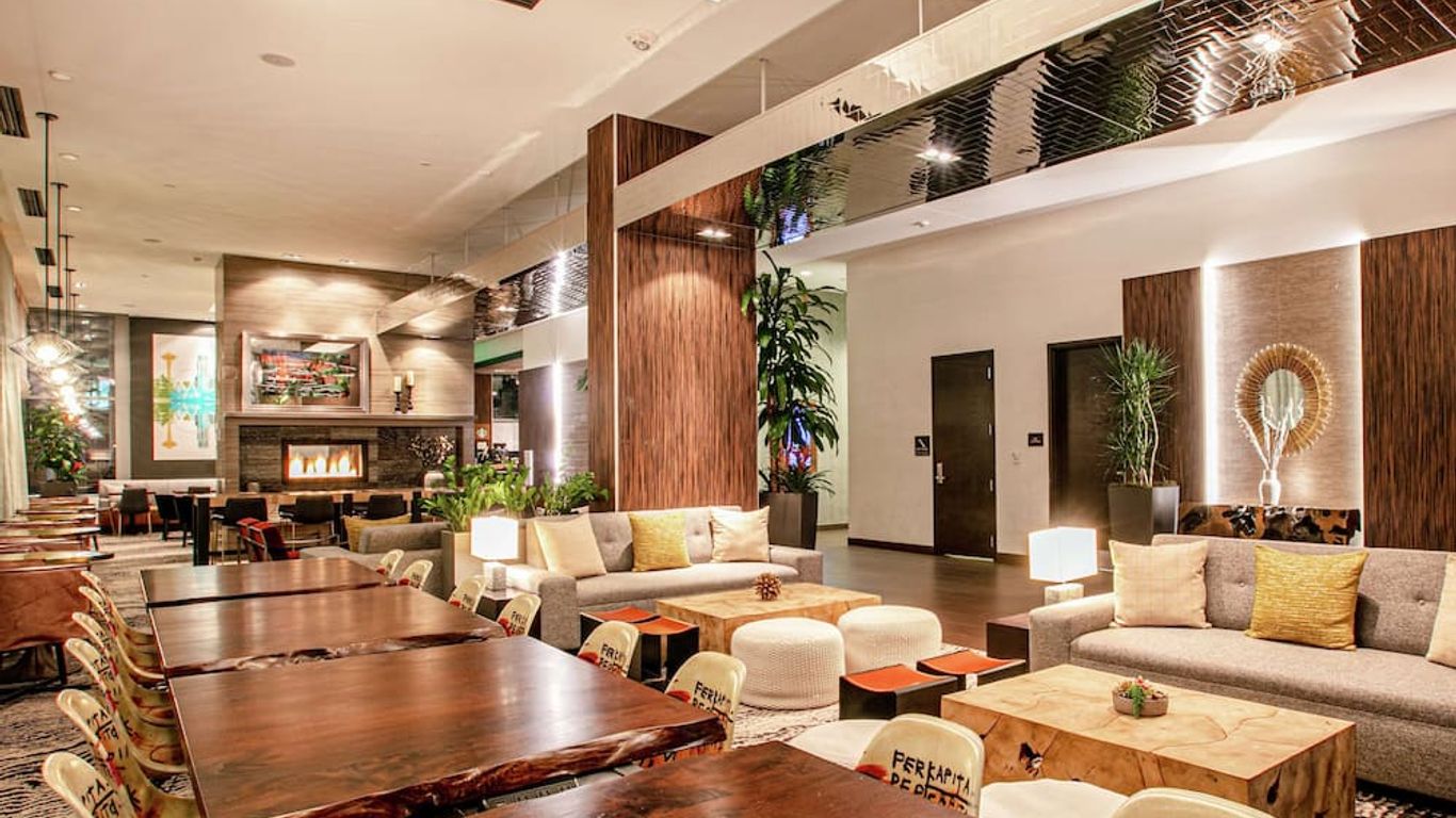 Hilton Garden Inn Seattle Downtown