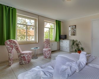 Romantisches Genießer Hotel Dübener Heide - Krippehna