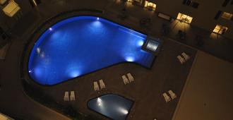 Gulf Suites Hotel Amwaj - Muharraq