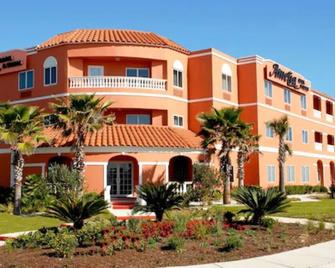 Amelia Hotel at the Beach - Fernandina Beach - Building