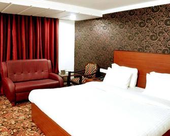 Hotel Trinetar Resort - Kud - Bedroom