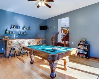 Lake Access and Private Hot Tub at Poconos Home! - White Haven