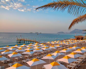 Pirate's Beach Club - Tekirova - Playa