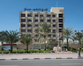 Ajman Beach Hotel - Ajman - Building