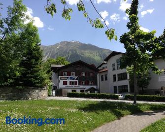 Adventure Hostel - Klosters-Serneus - Edificio