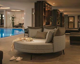 Leonardo Royal Hotel Baden- Baden - באדן-באדן - בריכה