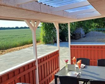 Idyllic Countryside Apartment - Christiansfeld