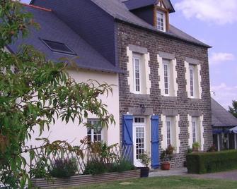 Chambre D'hotes De La Mousse - Saint-Rémy - Edificio