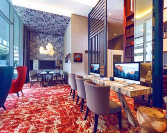 Mercure Singapore Bugis - Singapore - Building