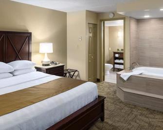 بيسمارك هوتل آند كونفرانس سنتر - بسمارك - غرفة نوم