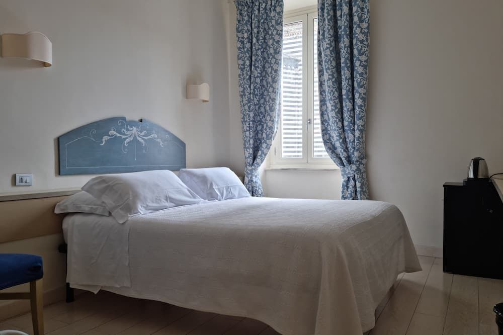 هوتل فيرجيليو