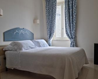 Hotel Virgilio - אורבייטו - חדר שינה